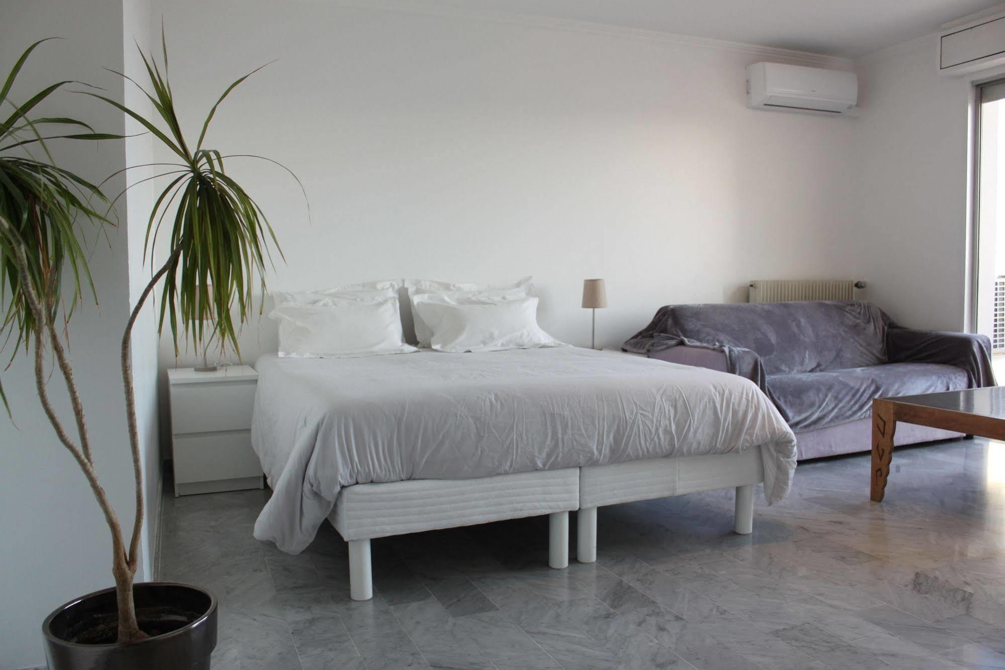 Azur 3000 Apartment Saint-Laurent-du-Var Bagian luar foto